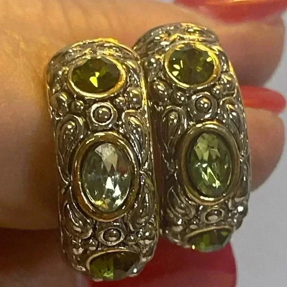 COPY - SILVER GOLD AND LIME GREEN STONES - CLIP ON EARRINGS - Picture 11 of 12